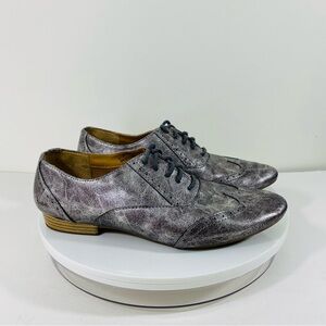 BOC Born Metallic Pewter Oxfords Womens Shoes Wingtip 8.5 Lace Up Silver Preppy